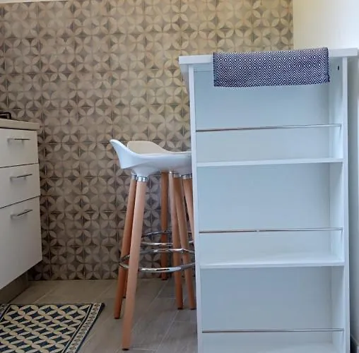 Tarinuzza Λίπαρι